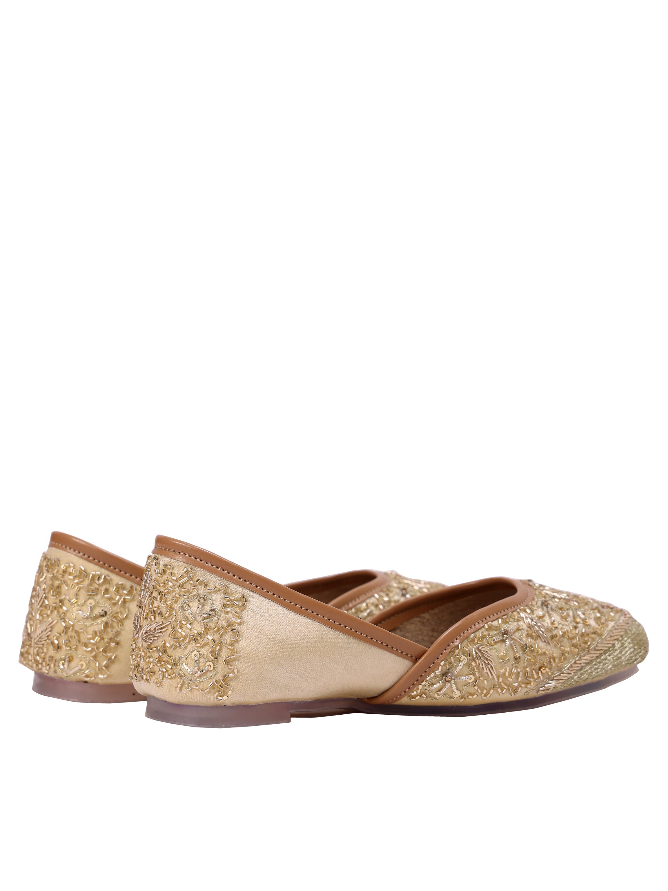 Royal Gold Hand-Embroidered Juttis – Festive Edition