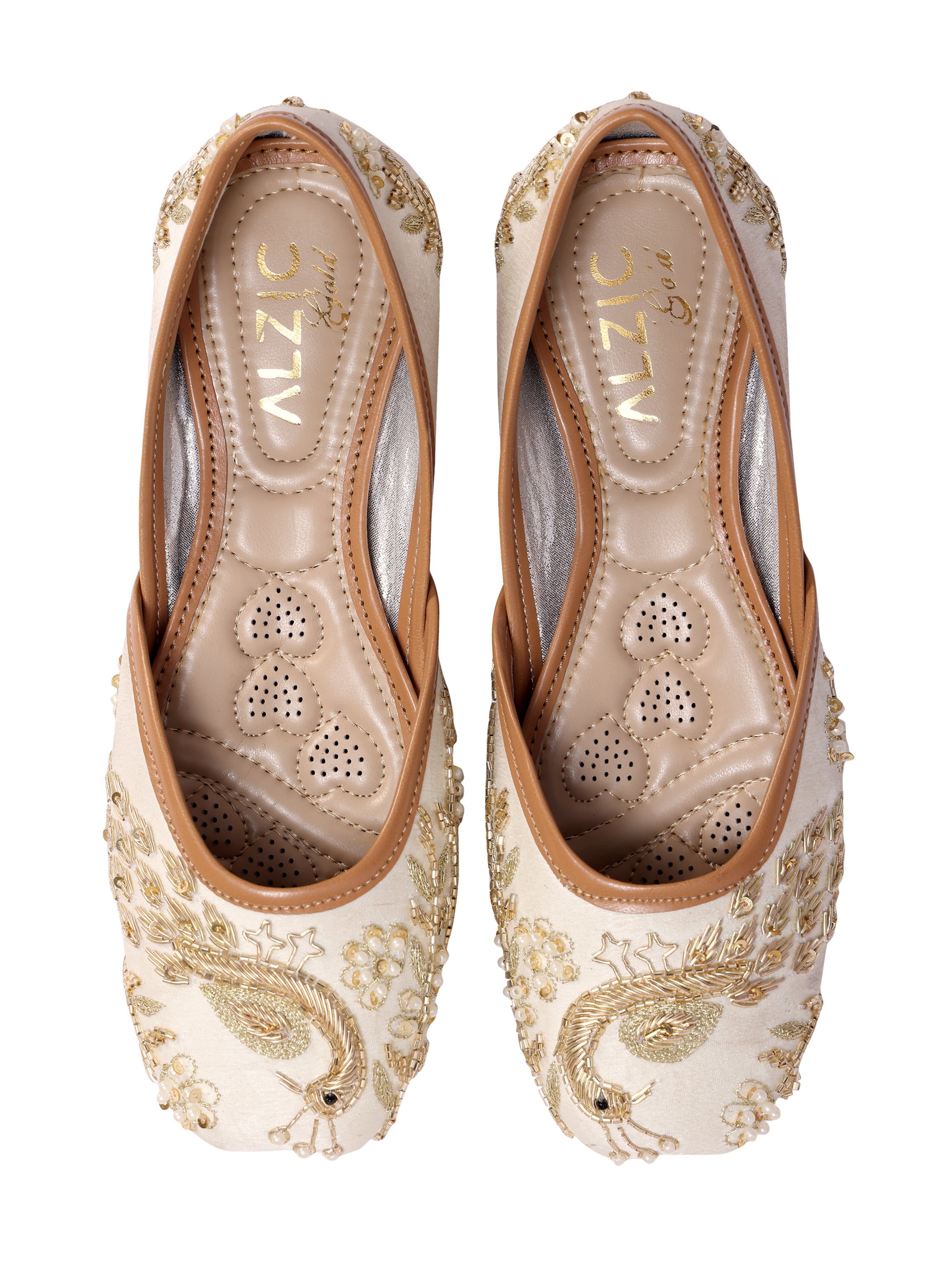 Noor Ivory Gold Hand-Embroidered Juttis