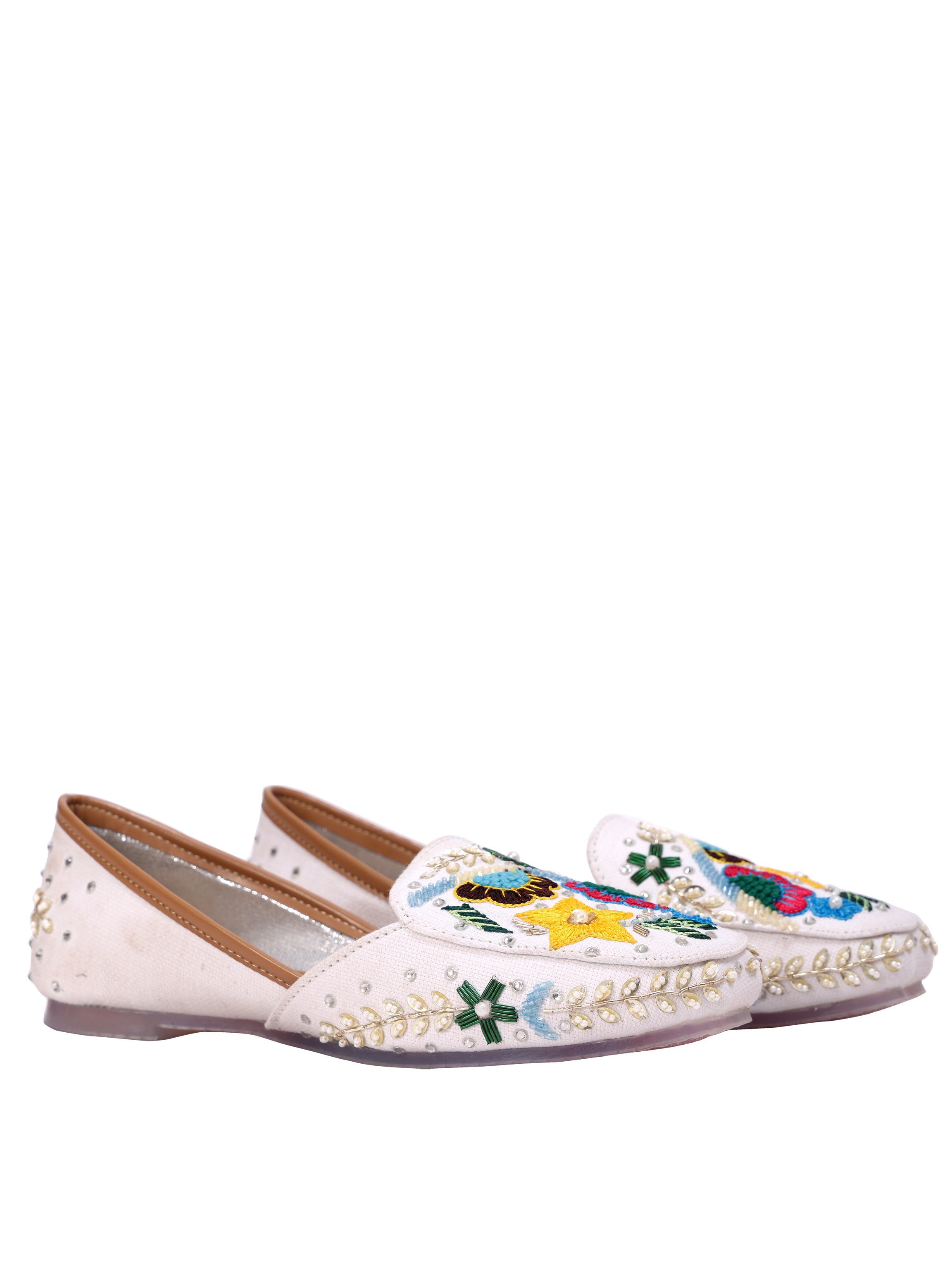 Zehra Off-White Bloom Juttis
