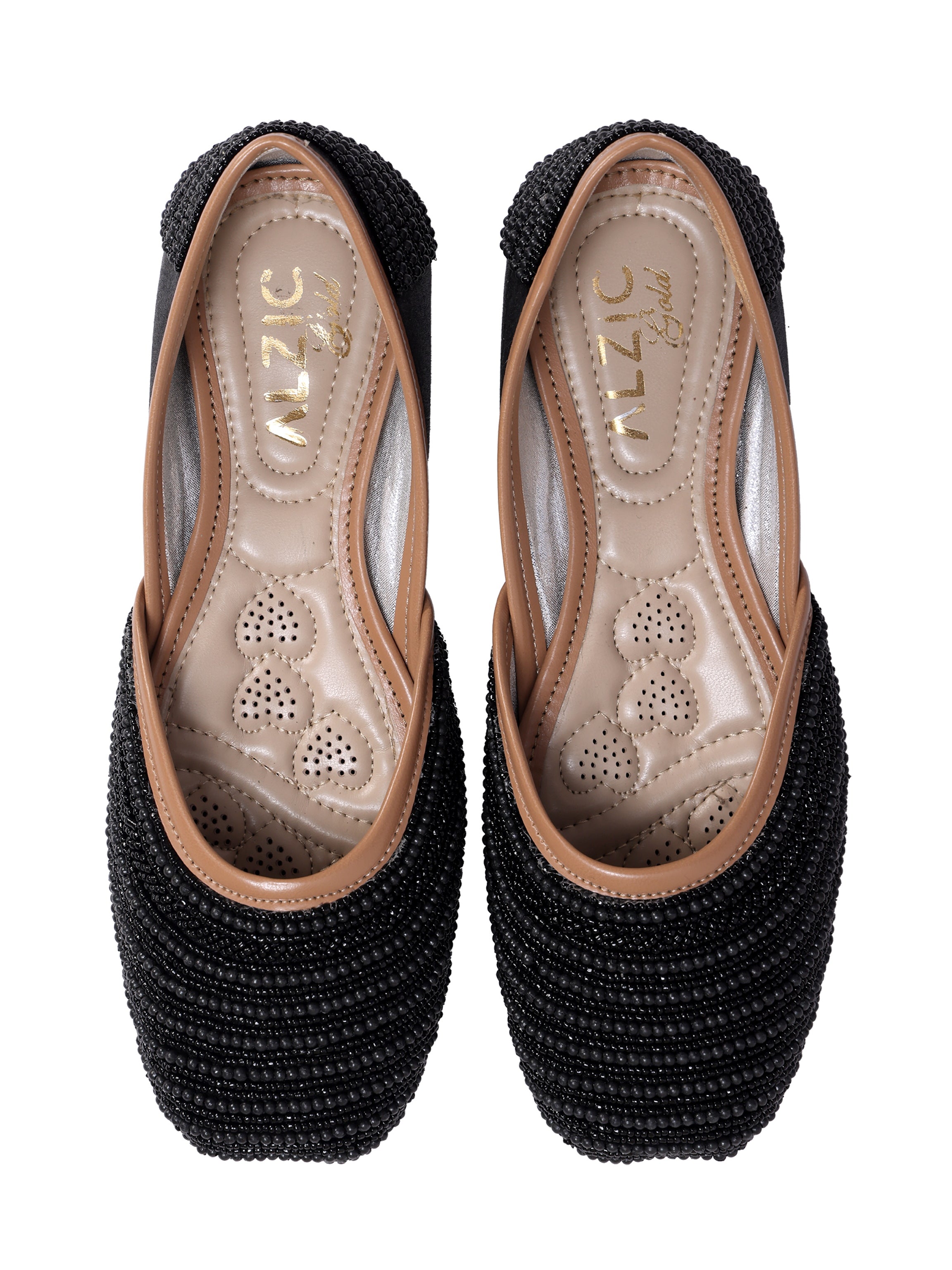 Midnight Noir Hand-Beaded Juttis