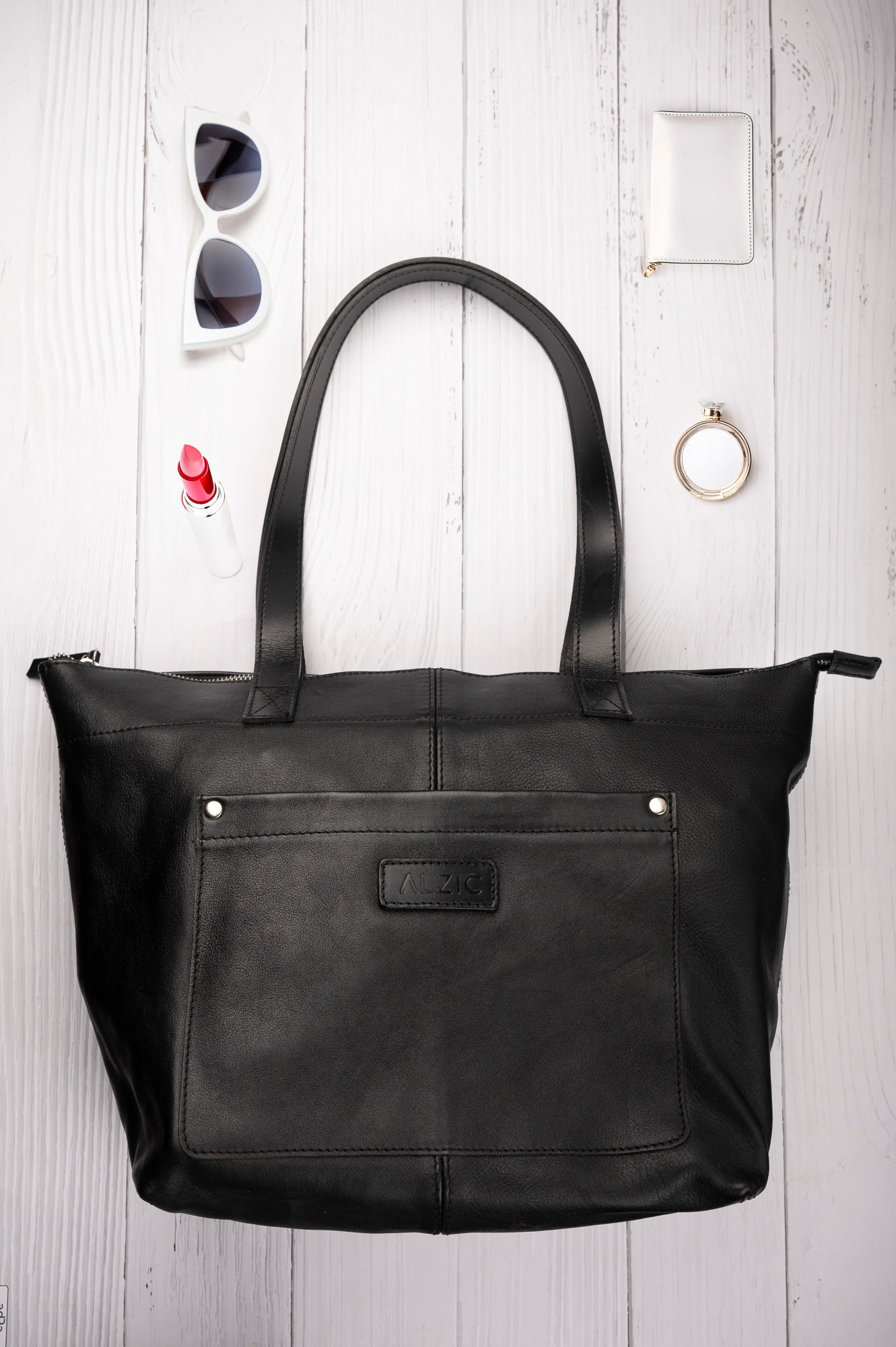 Elegant Black Leather Tote Bag – Spacious & Stylish for Everyday Use