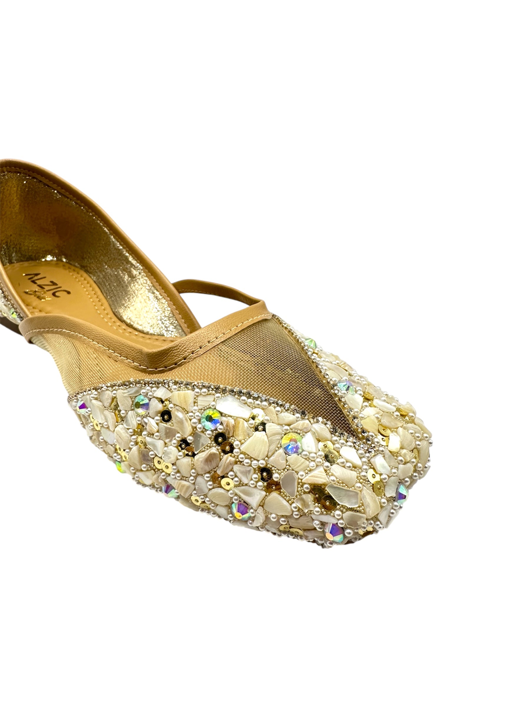 Mojidi Pearl Elegance Embellished Juttis