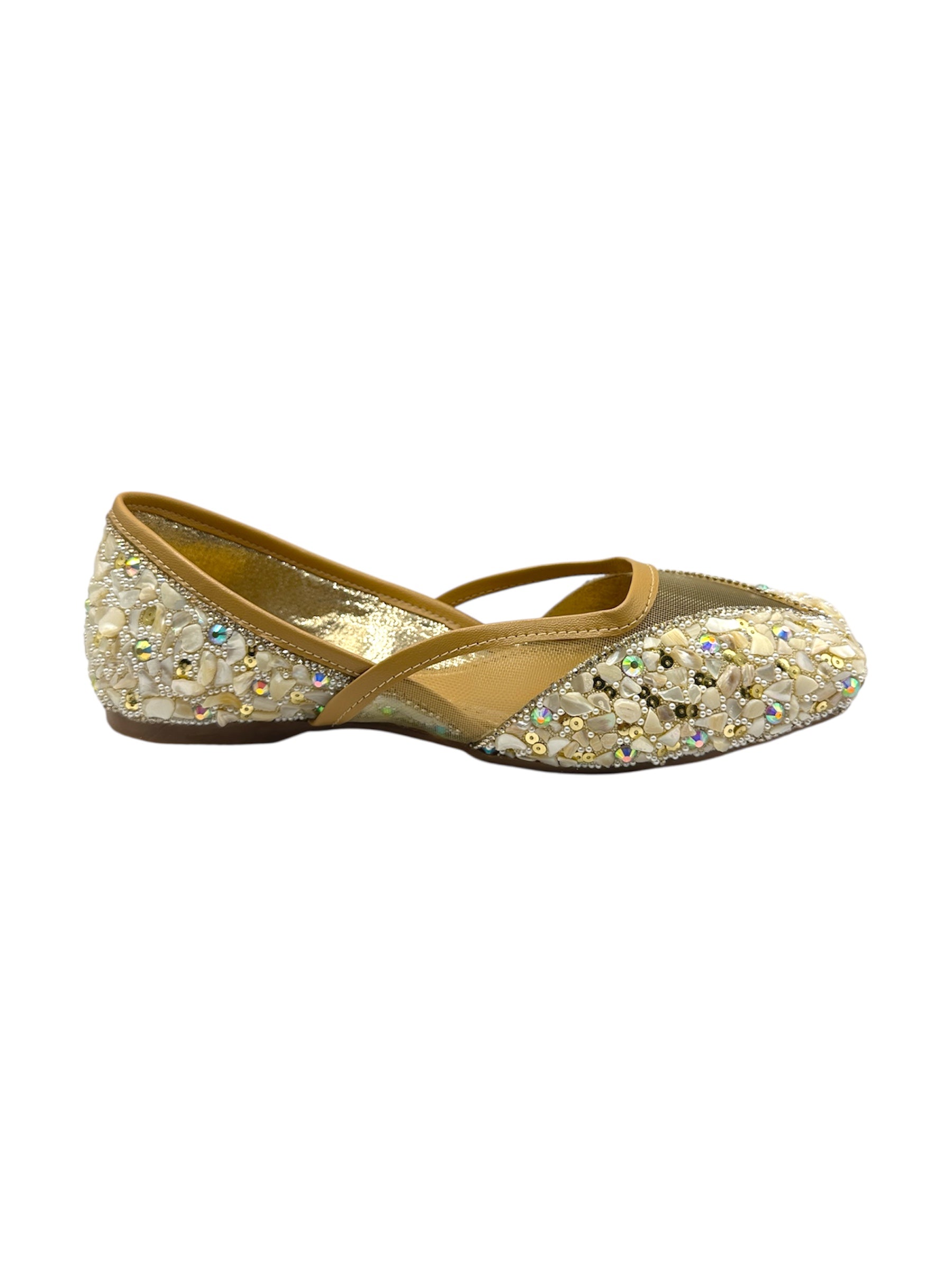 Mojidi Pearl Elegance Embellished Juttis