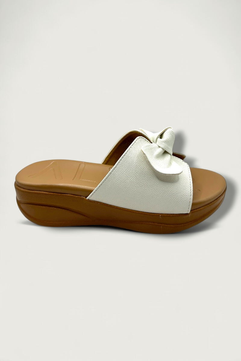 Bow Charm White Comfort Slides