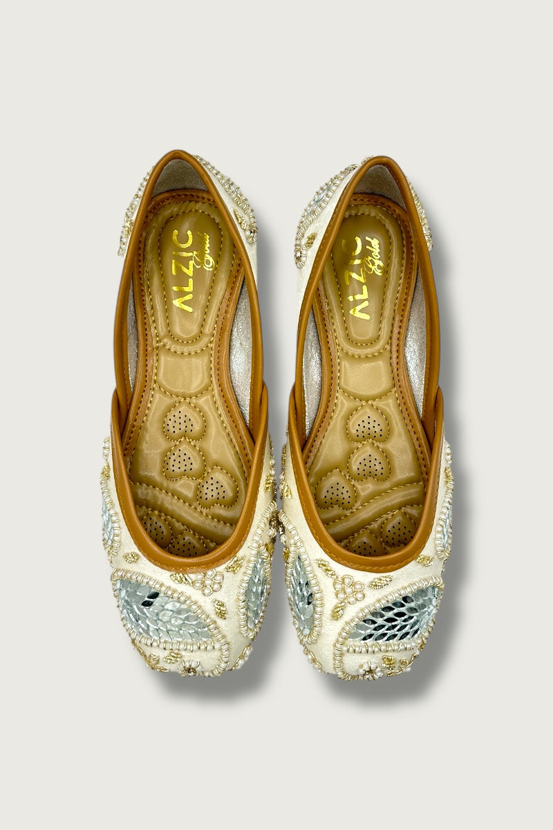Mirror Off-White Handcrafted Juttis
