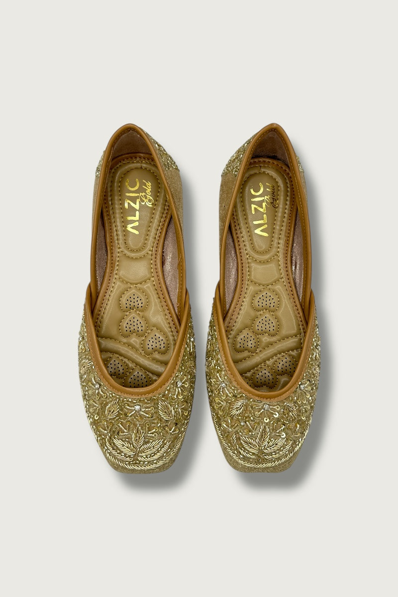 Royal Zari Embroidered Juttis