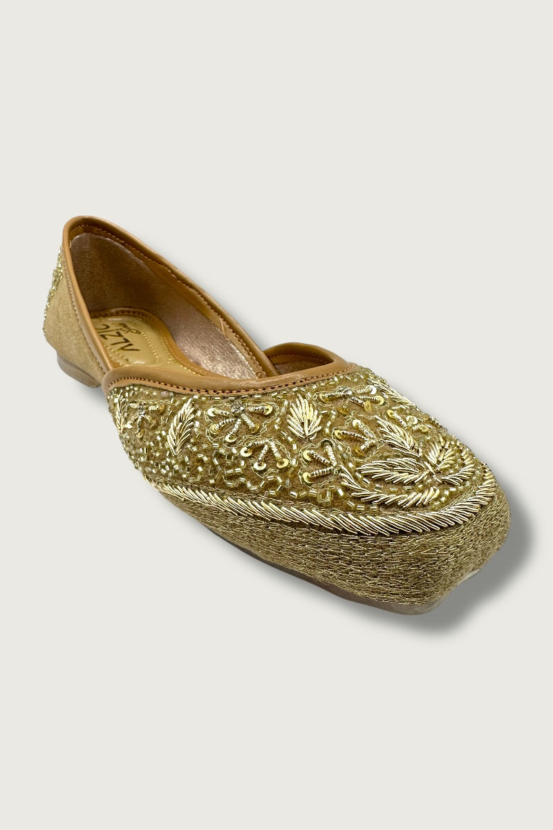 Royal Zari Embroidered Juttis