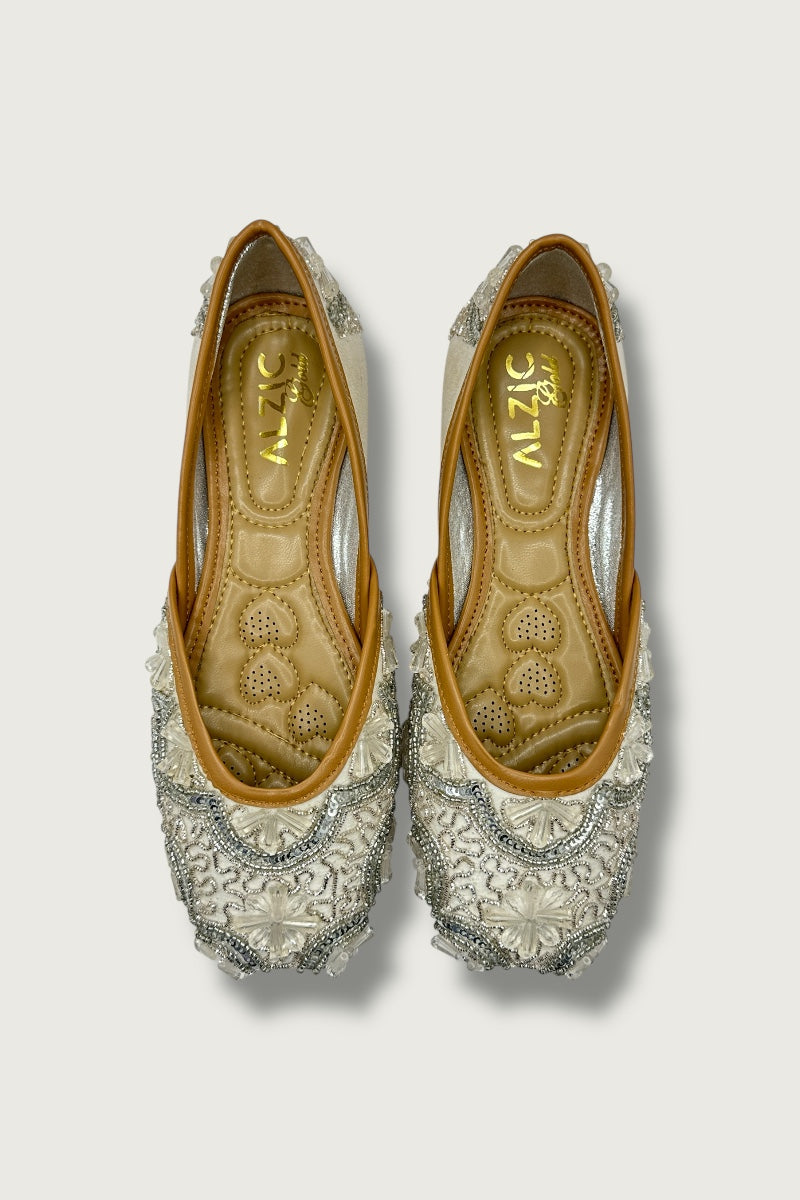 Aarohi Ivory Bridal Jutti