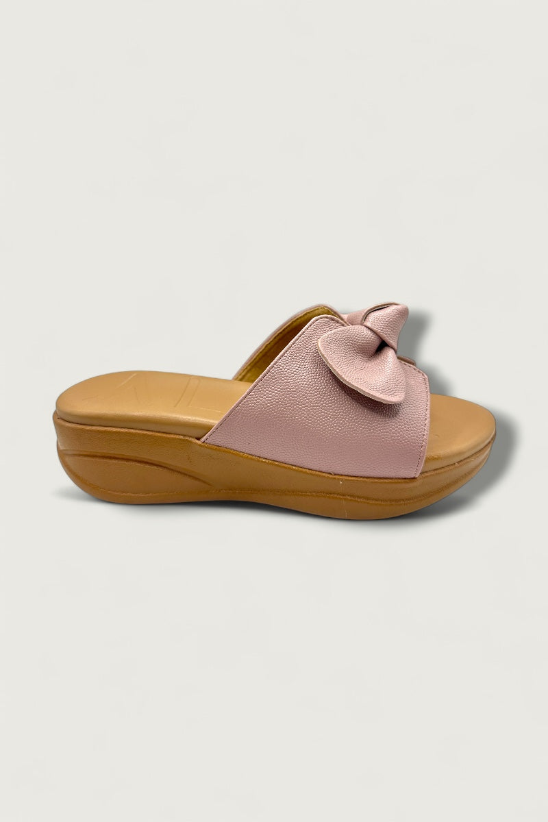 Bow Charm Pink Comfort Slides