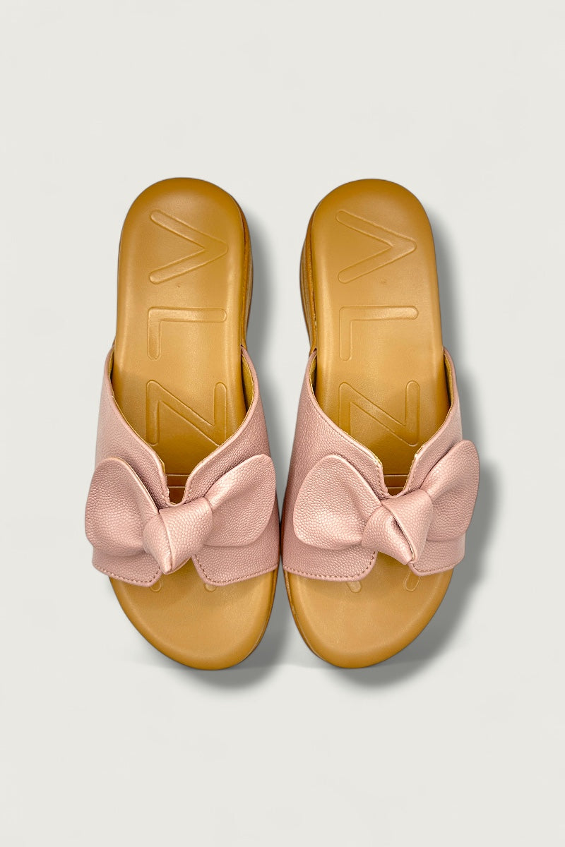 Bow Charm Pink Comfort Slides