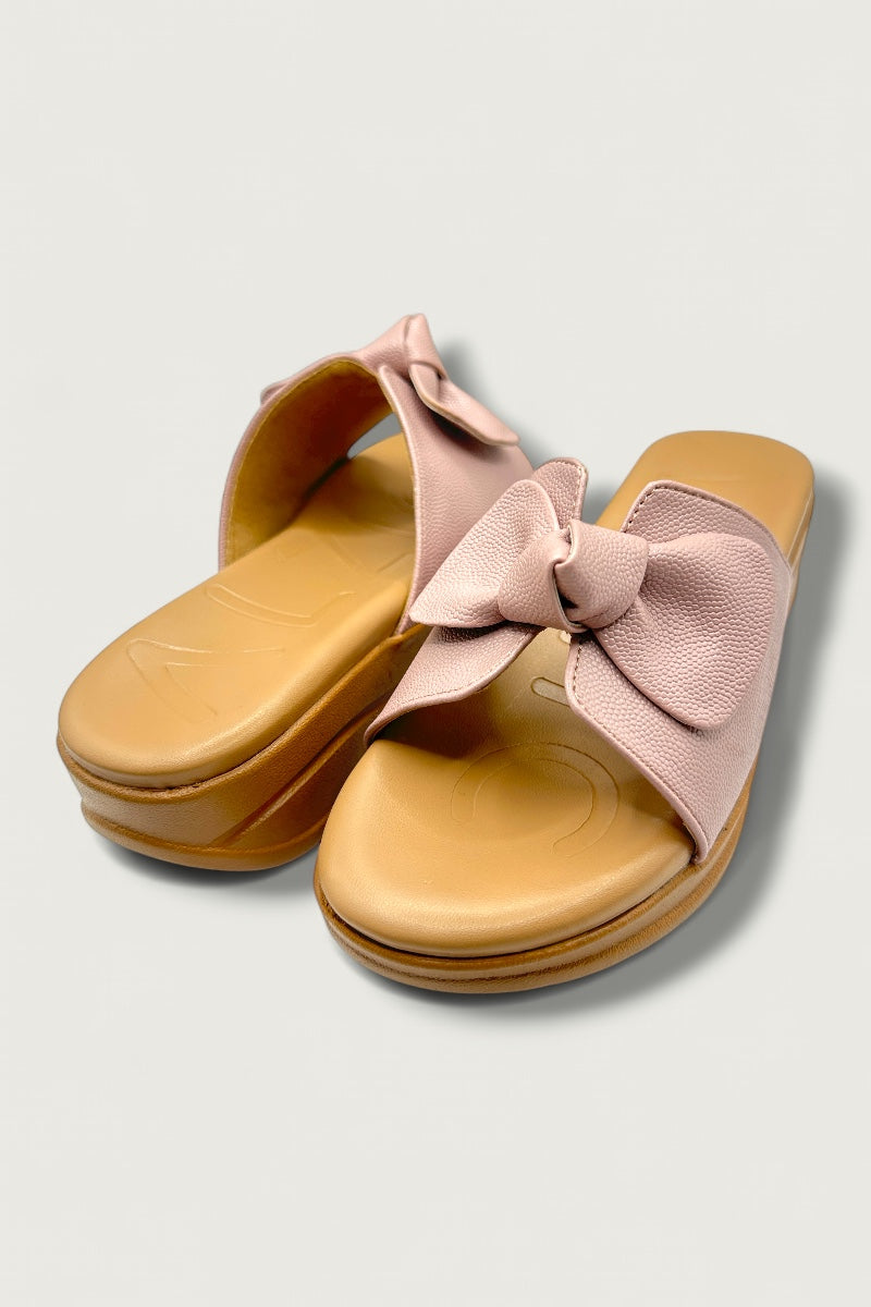 Bow Charm Pink Comfort Slides