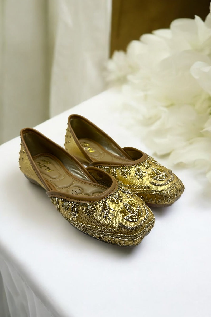 Golden Majesty Handcrafted Juttis