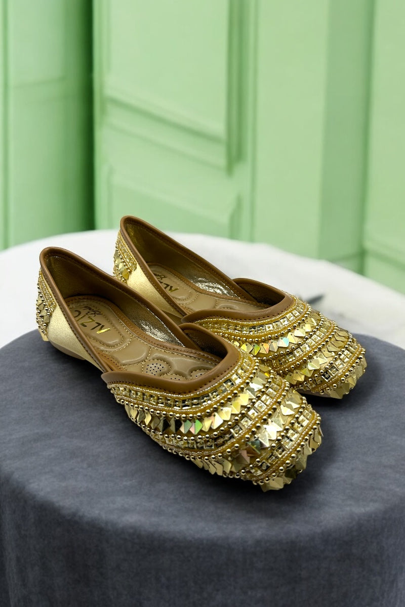 Noor Gold Mirror-Work Juttis