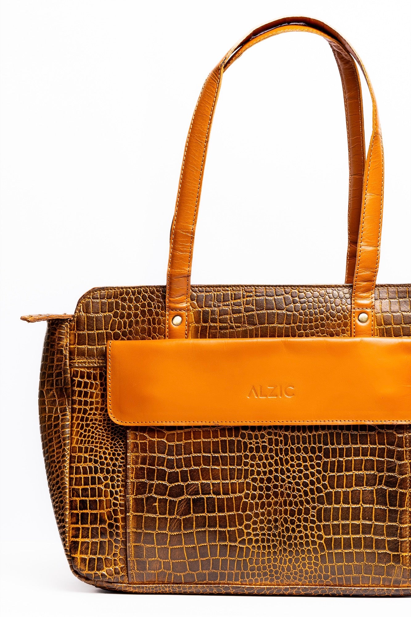 Classic Brown Crocodile-Embossed Leather Tote Bag – Stylish Work & Travel Handbag