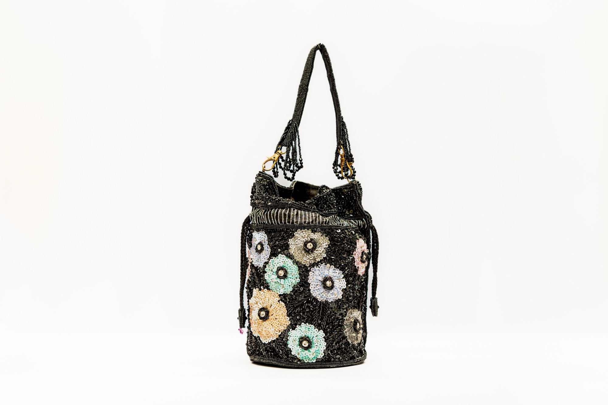 Handcrafted Black Beaded Floral Bucket Bag – Sequin Embellished Drawstring Evening Purse
