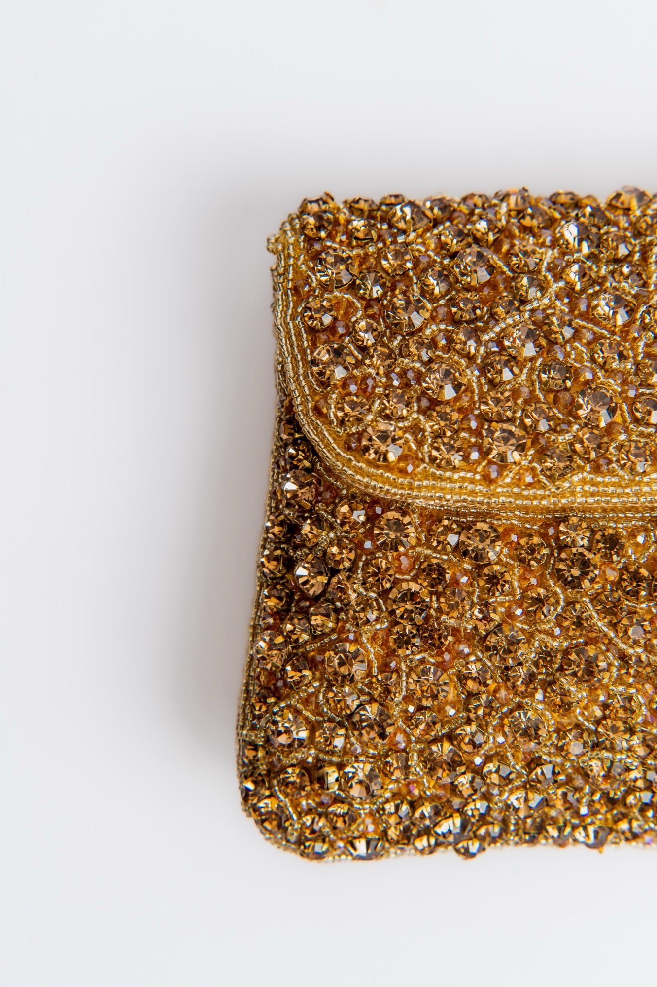 Elegant Gold Beaded Evening Clutch – Handcrafted Crystal Embellished Shoulder Bag